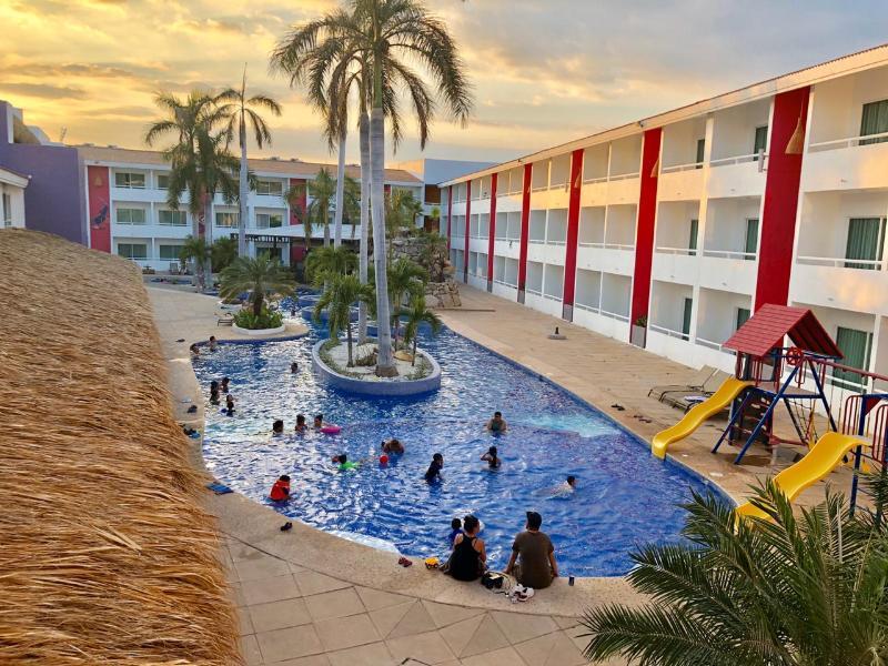 La Isla Huatulco Hotel Buitenkant foto